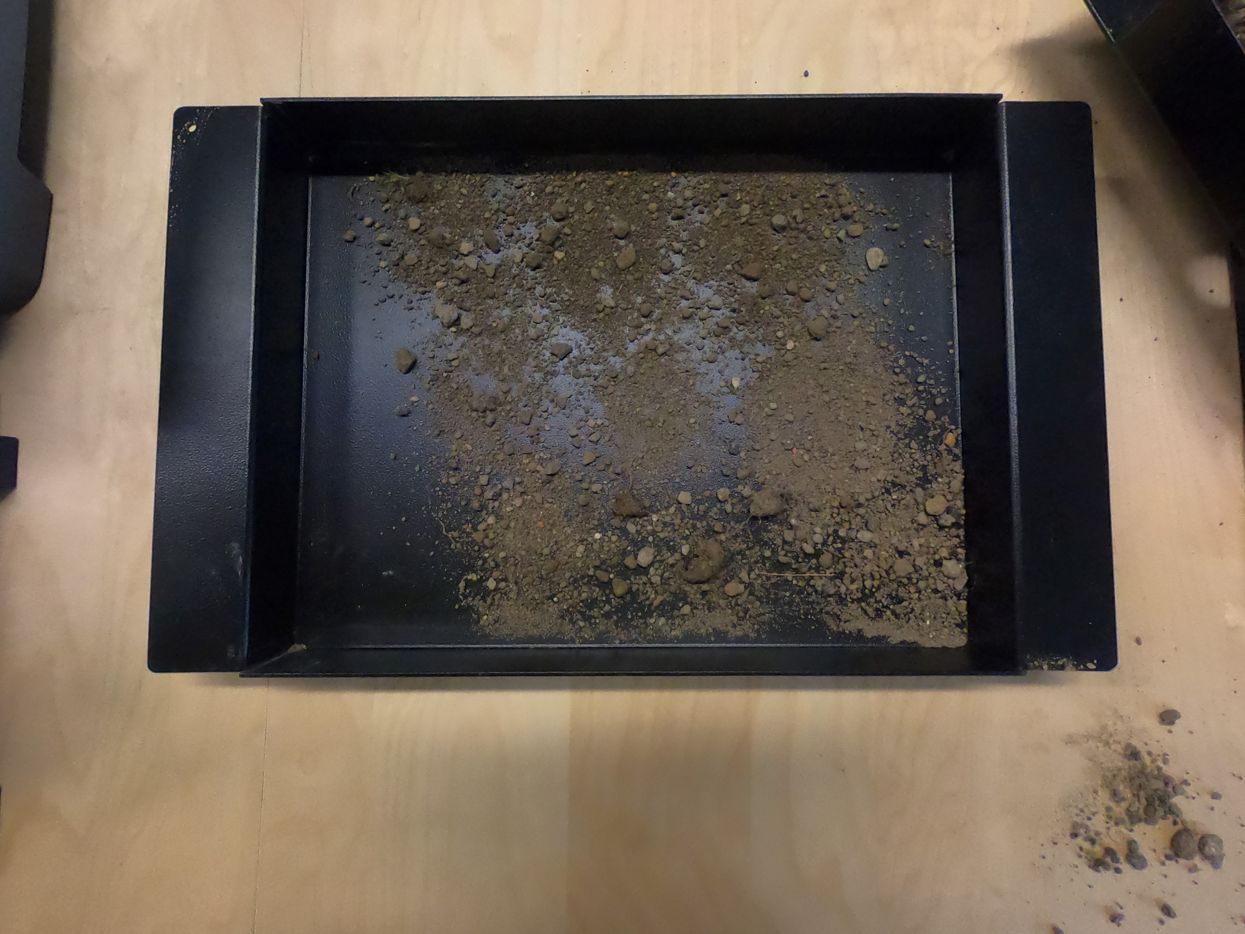 bottom_soil.jpg